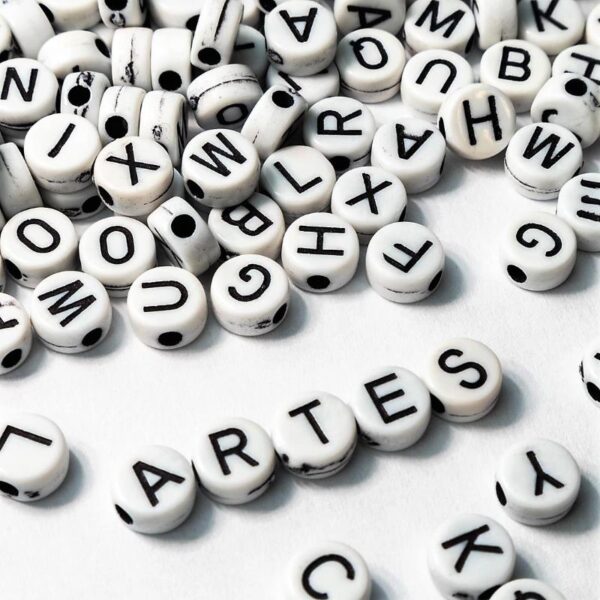 Letras acrílicas 6 mm branco/preto