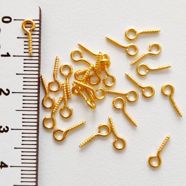 Camarão 9 mm em metal cor dourado