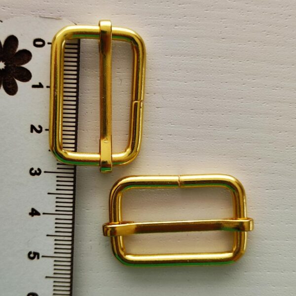 Fivelas em metal-dourado 25 mm