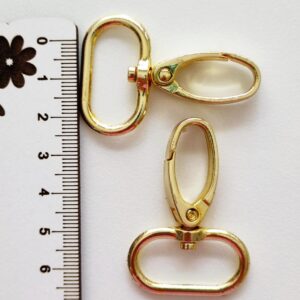 Mosquetão dourado 20 mm