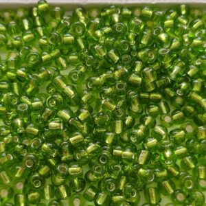 Missangas 3mm irregular furo de 1mm - cor VERDE 30gr