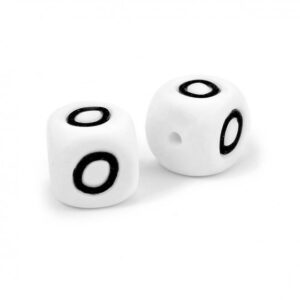 Letra em silicone 12mm para prende chucha- O