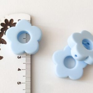 Conta em silicone -Flor-Azul claro -30mm- para prende chucha
