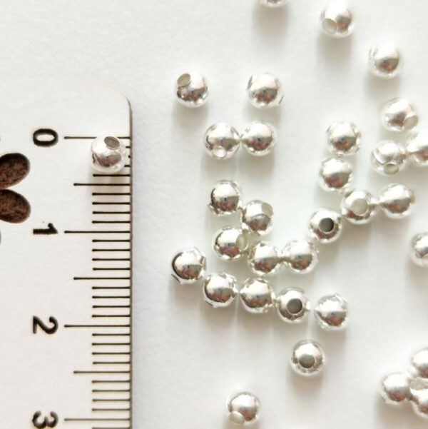 Contas em metal 4 mm-prateado