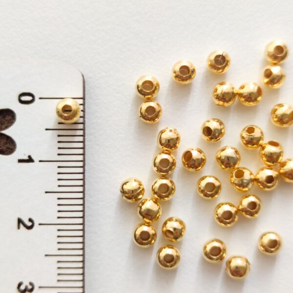 Contas em metal 4 mm-dourado