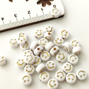 Aplique acrílico smile branco/dourado com furo 6mm