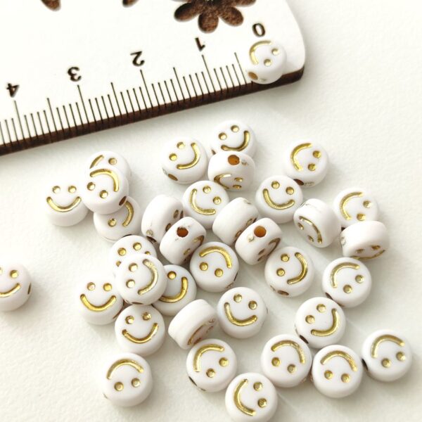 Aplique acrílico smile branco/dourado com furo 6mm