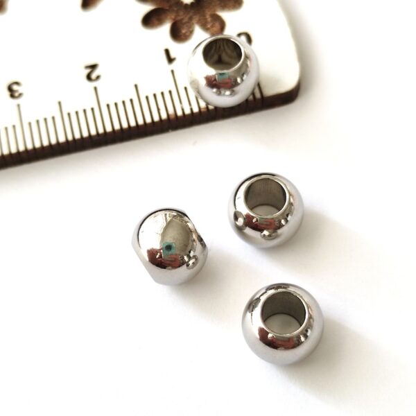 Contas separadoras em aço inoxidável- 8 mm/ furo 2 mm