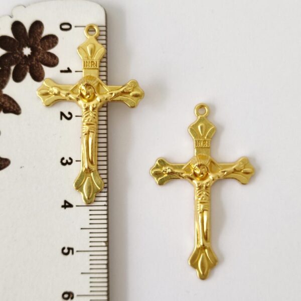 Crucifixo dourado 40 mm