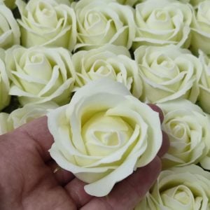 Flores em pétalas de sabão-Bege claro