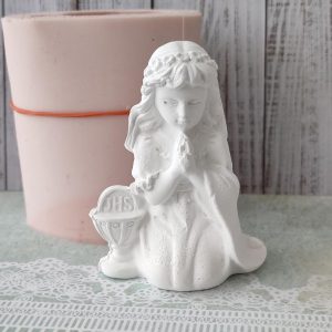 Molde em silicone - Menina Primeira Comunhão de joelhos 3D