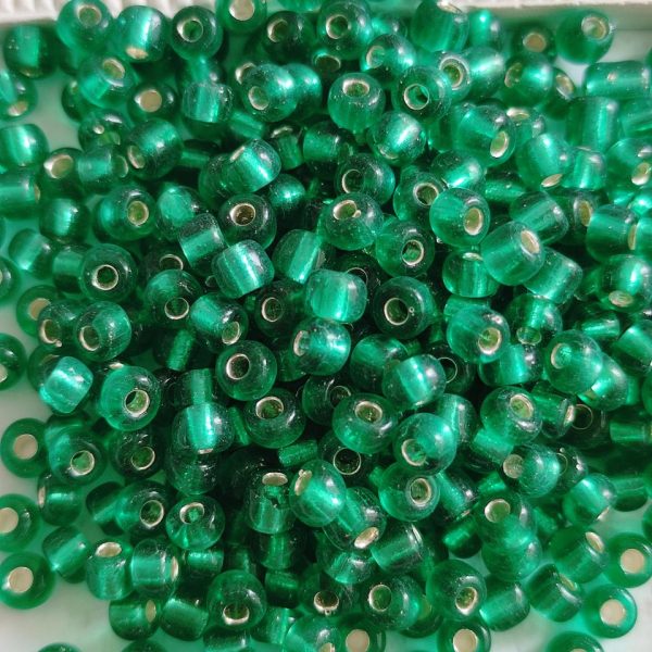 Missangas 3mm irregular furo de 1mm - cor VERDE ESCURO 30gr