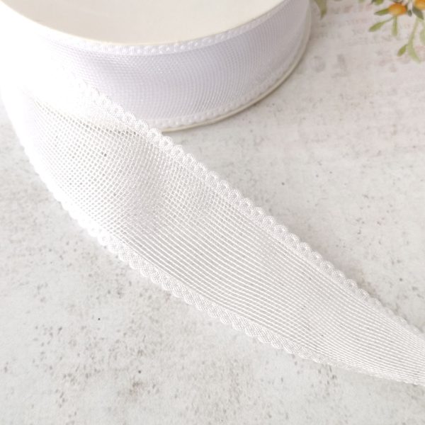 Fita tipo rede com bordas acetinadas- BRANCO - 2,5 cm-- rolo 4.60 mt