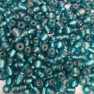 Missangas 3mm irregular furo de 1mm - cor VERDE ESCURO 30gr