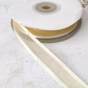Fita organza rebordo cetim 15mm-bege