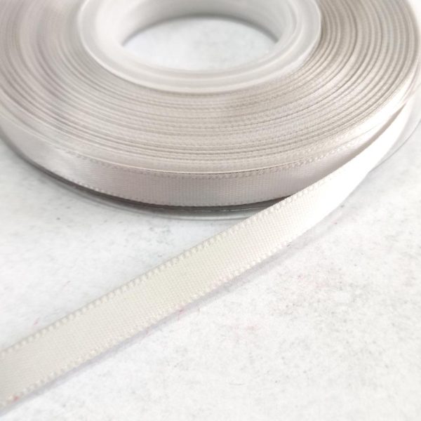 Fita cetim prateado brilhante-6mm