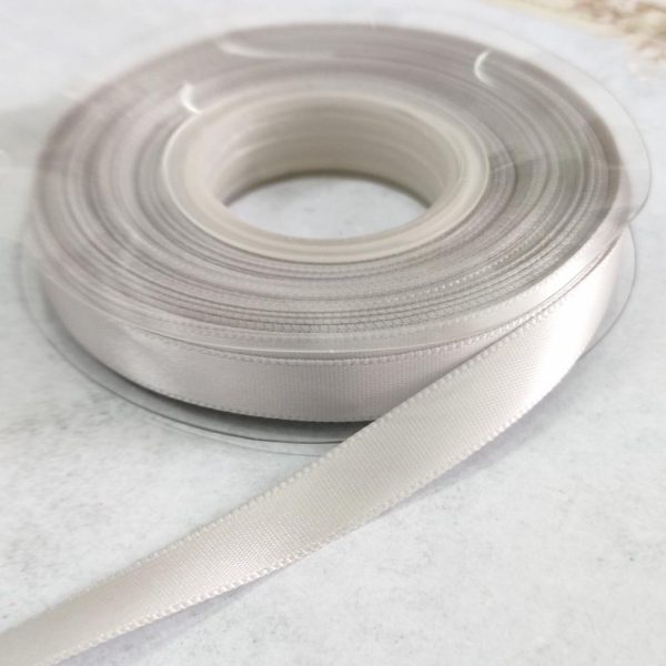 Fita cetim prateado brilhante-10mm