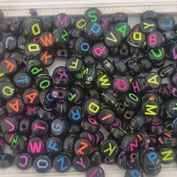 Letras acrílicas 6 mm - Preto/Neon