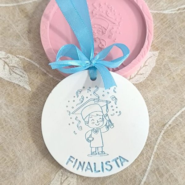 Molde em silicone -Menino finalista